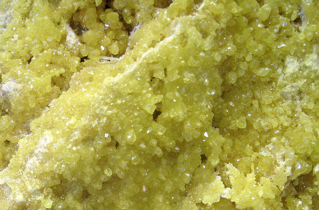 sulfur rock