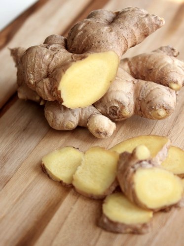 sliced ginger Fresh Ginger for Hiccups